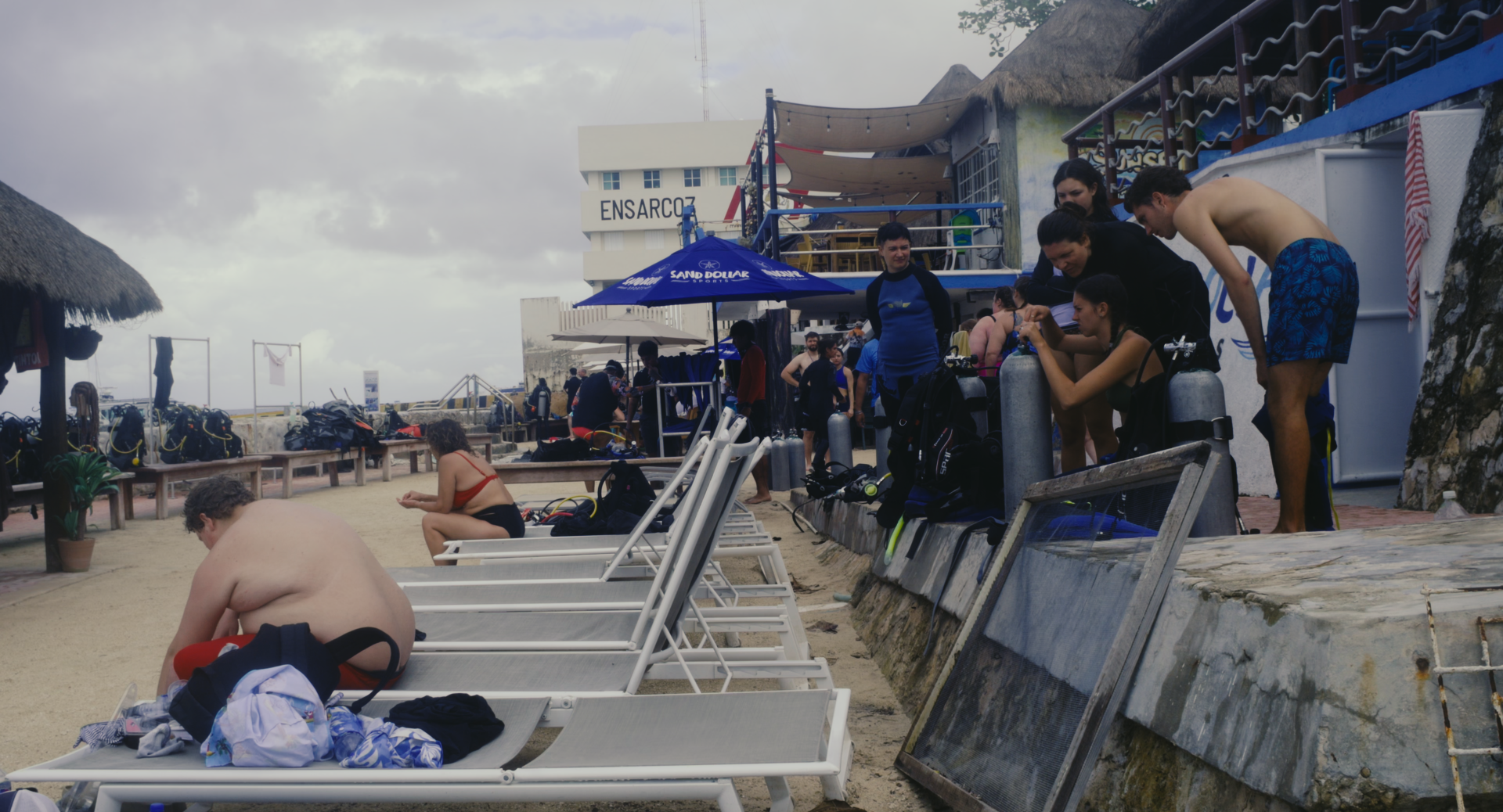 Meixoc team of restoration of coral